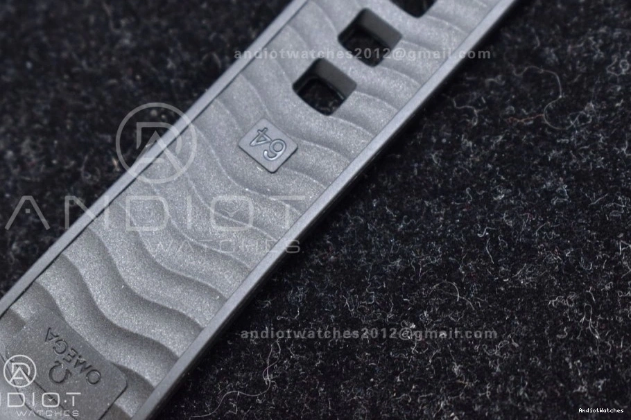 HighQuality RMF Edition in Moonshine Best Strap YG Dial Gold Black Rubber Moonwatch Speedmaster 456 on YG Manual Chrono 0216